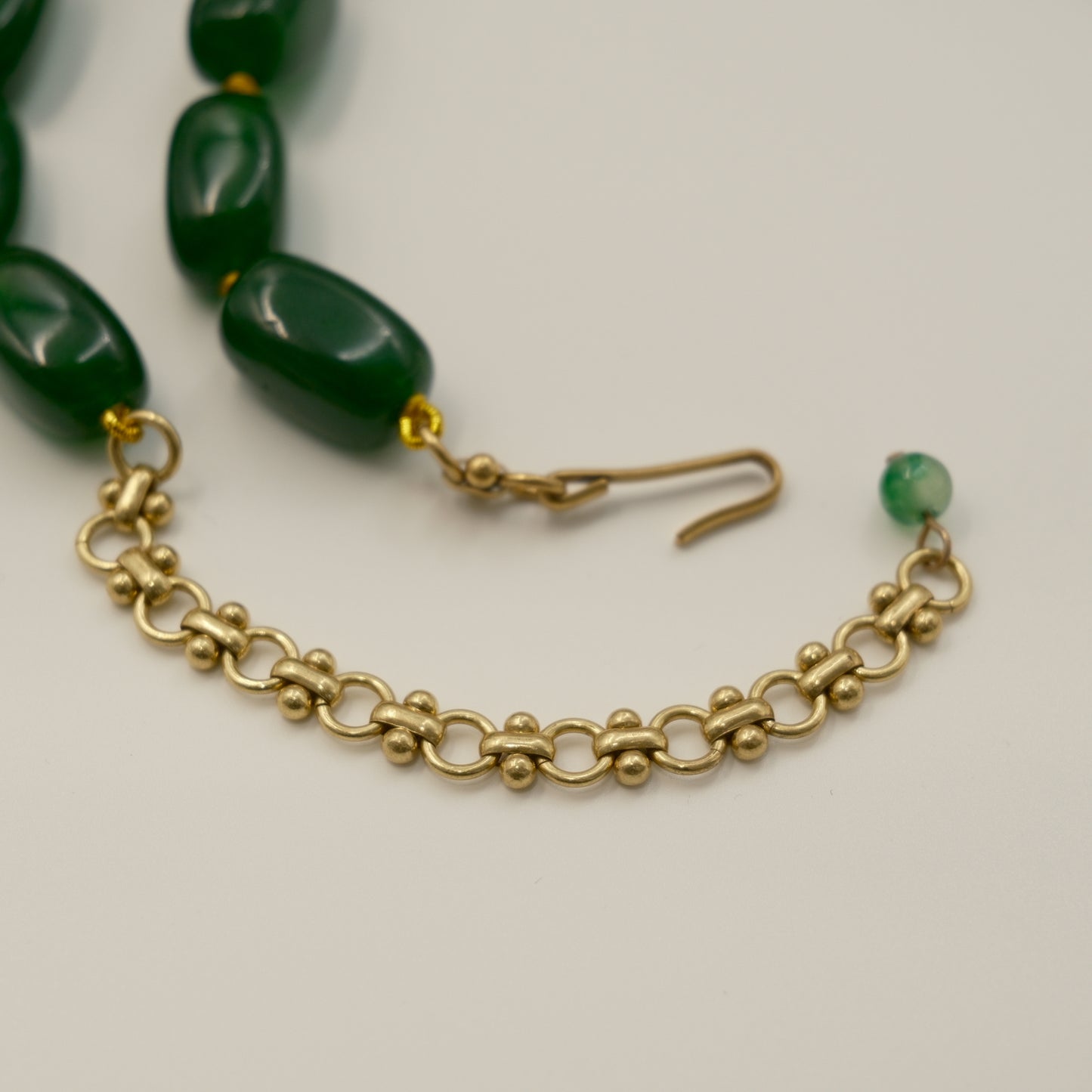 Vintage Flower Necklace with Green Agate, Red Natural Stone & Inlaid Pink Agate